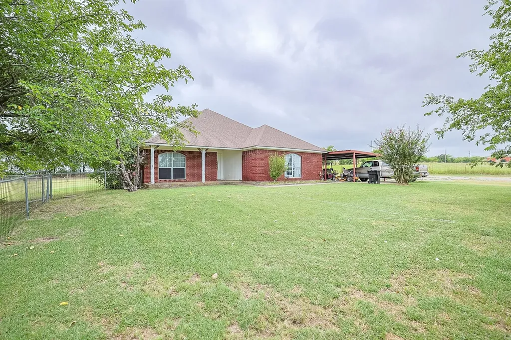 651 Gregory Street Weatherford TX 76087