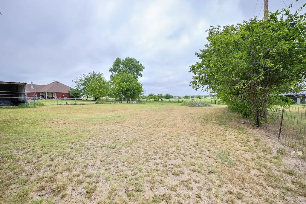 651 Gregory Street Weatherford TX 76087