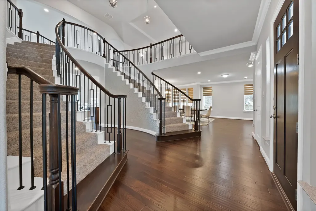 808 Veranda View Mckinney TX 75069