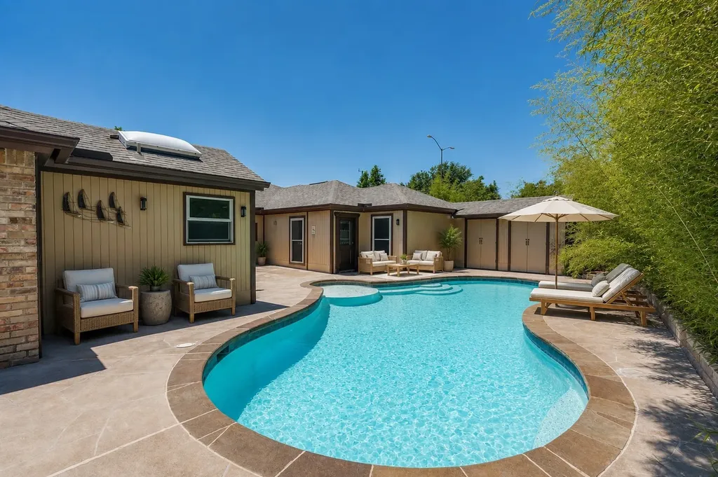 18636 Crownover Court Dallas TX 75252