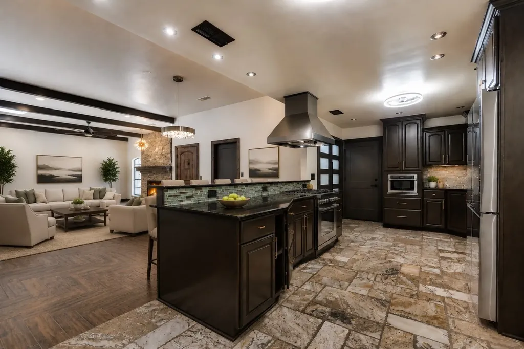 18636 Crownover Court Dallas TX 75252