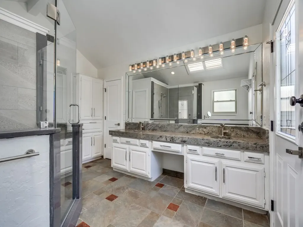 18636 Crownover Court Dallas TX 75252