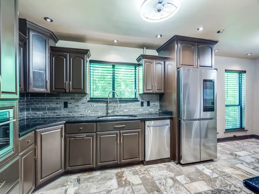 18636 Crownover Court Dallas TX 75252