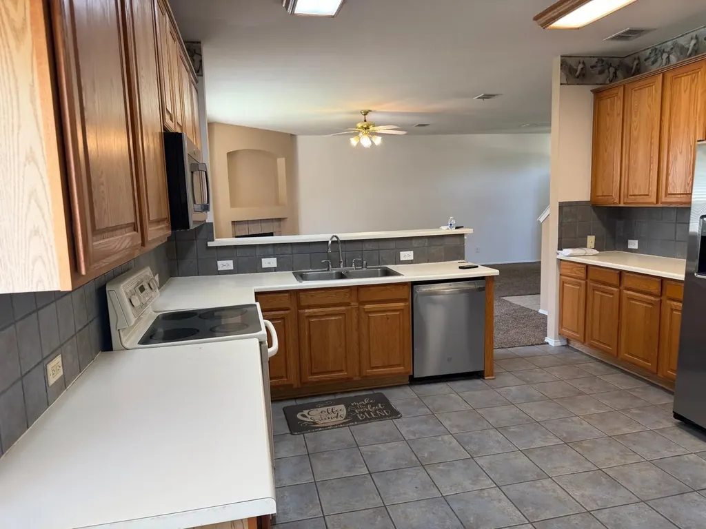 3104 Deleon Drive Plano TX 75025