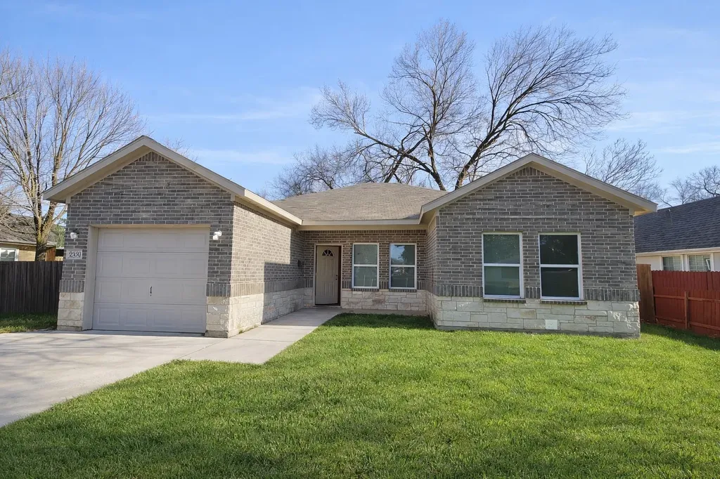 2550 Eugene Street Dallas TX 75215