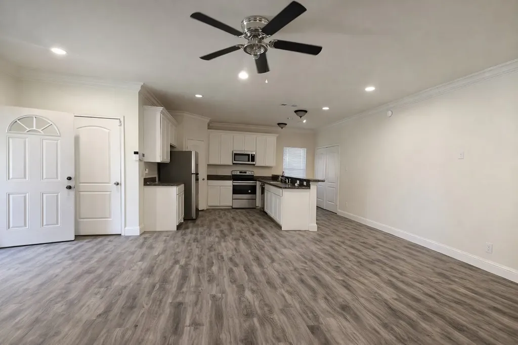 2550 Eugene Street Dallas TX 75215
