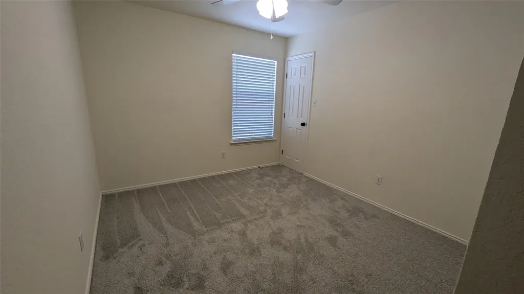 916 Heberle Drive Burleson TX 76028