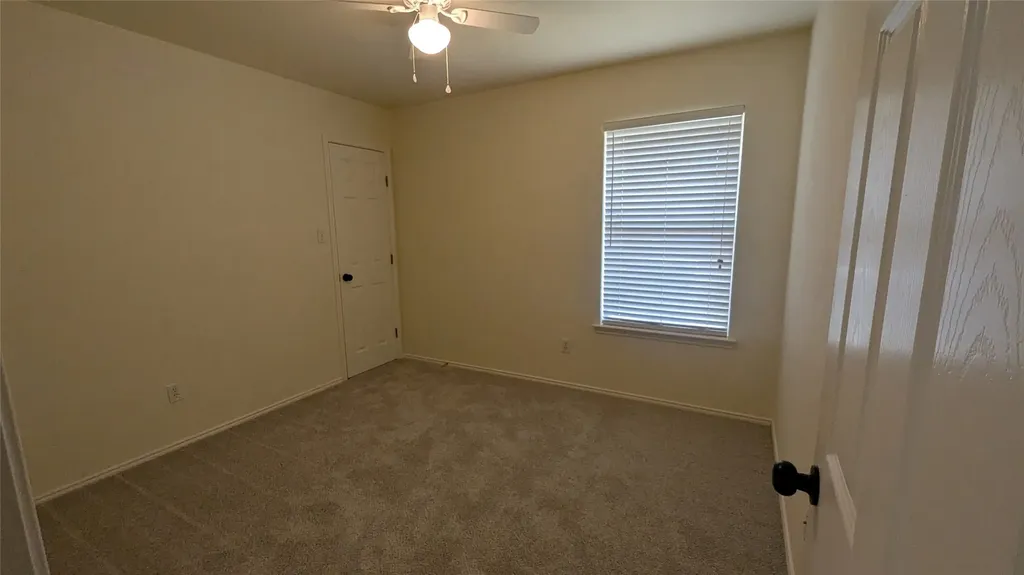916 Heberle Drive Burleson TX 76028