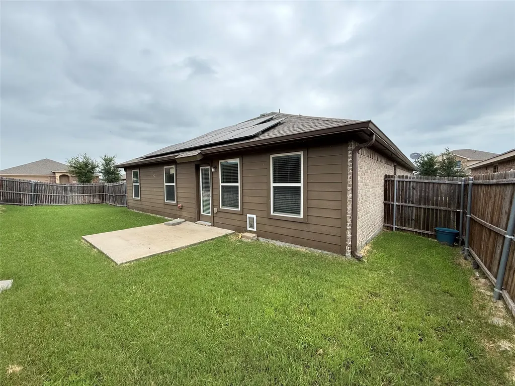 1113 Meadow Side Drive Princeton TX 75407