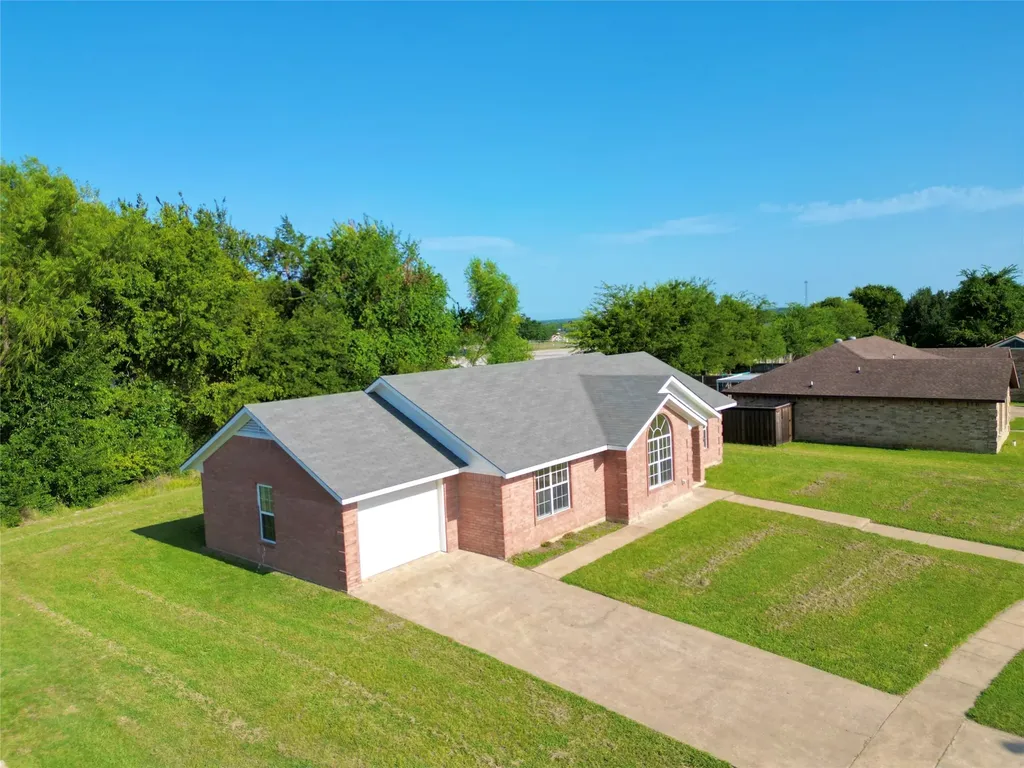 2001 Solomon Drive Commerce TX 75428