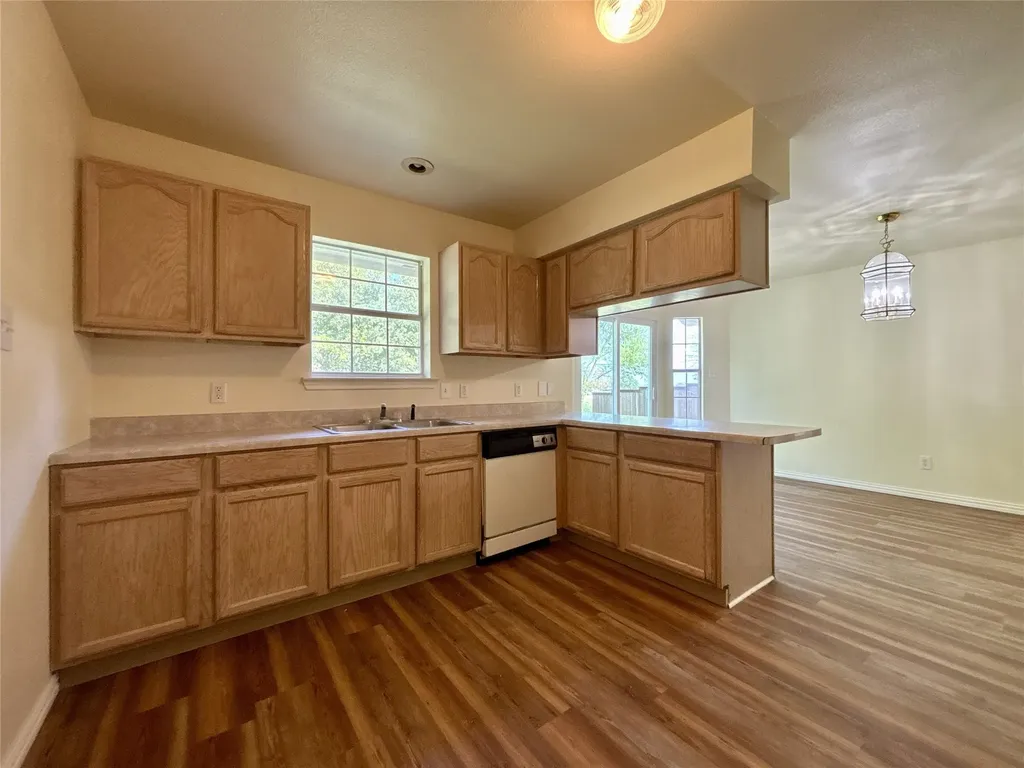 2001 Solomon Drive Commerce TX 75428