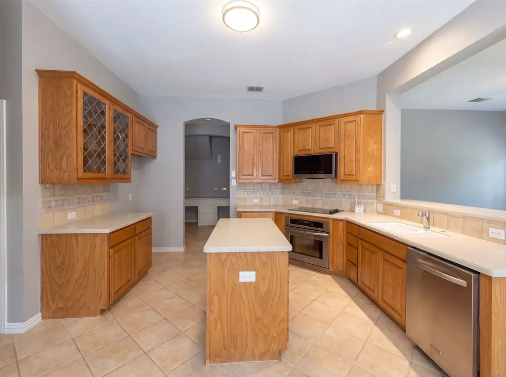 2601 Whispering Trail Little Elm TX 75068