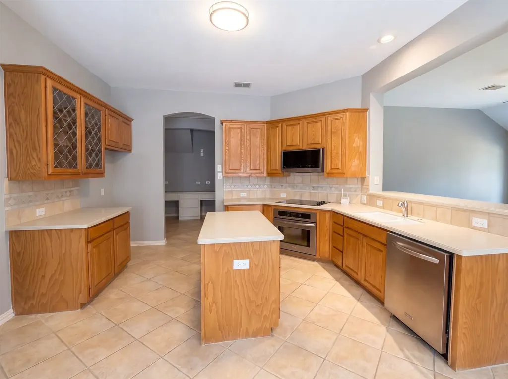 2601 Whispering Trail Little Elm TX 75068