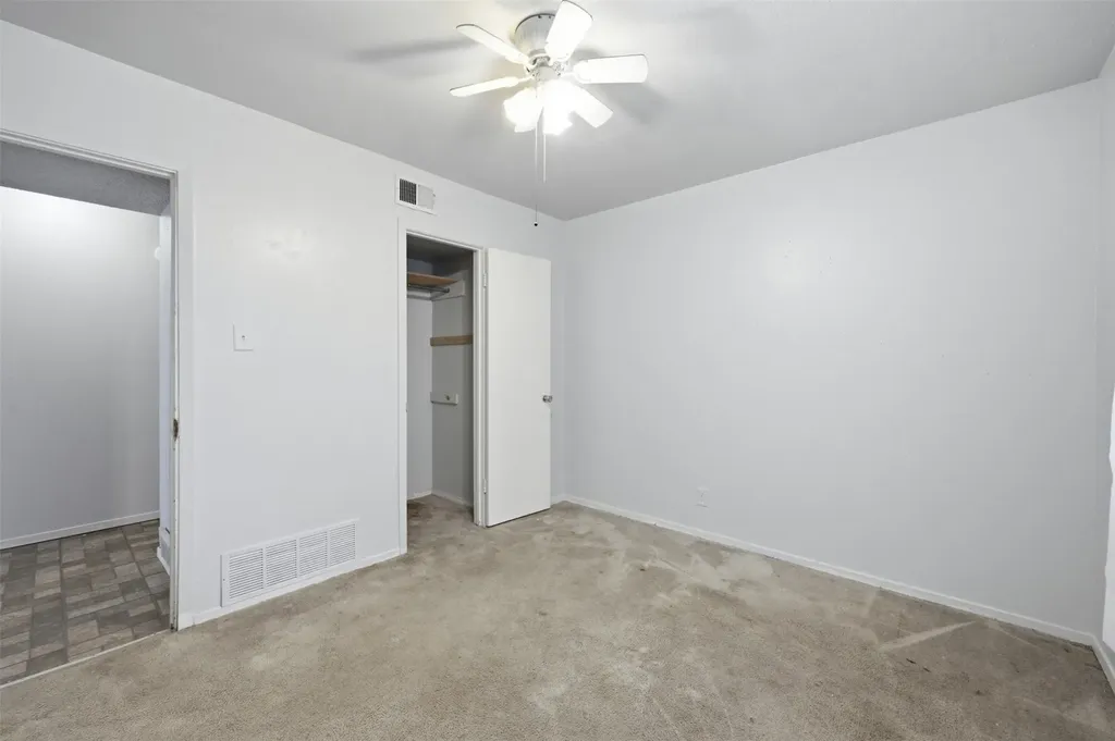 816 SW Sundown Trail Burleson TX 76028