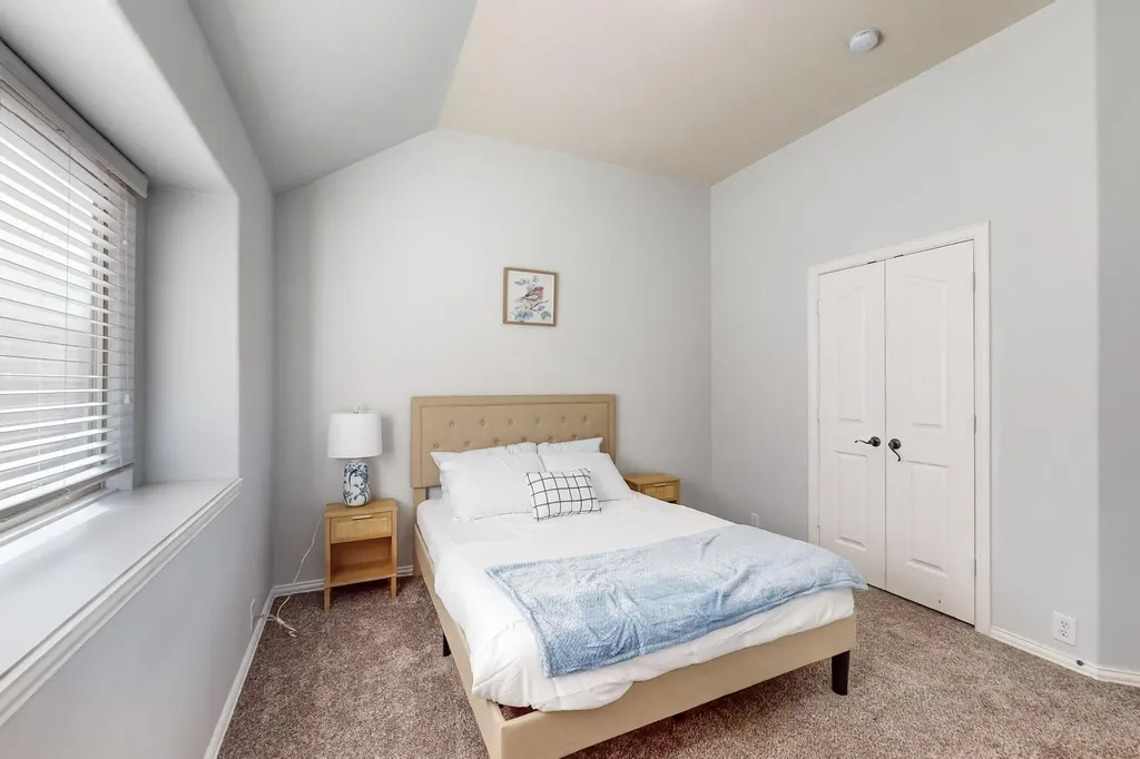 6904 Dream Dust Drive North Richland Hills TX 76180