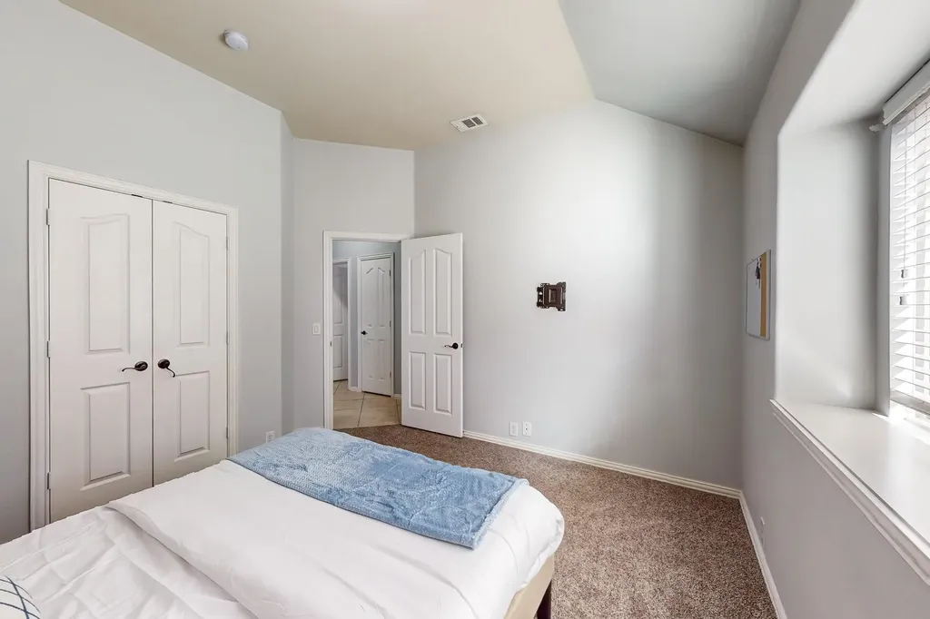 6904 Dream Dust Drive North Richland Hills TX 76180