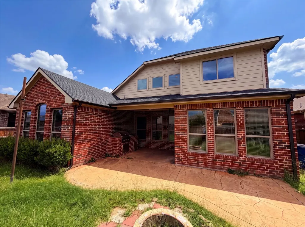 174 Hampton Drive Fate TX 75087