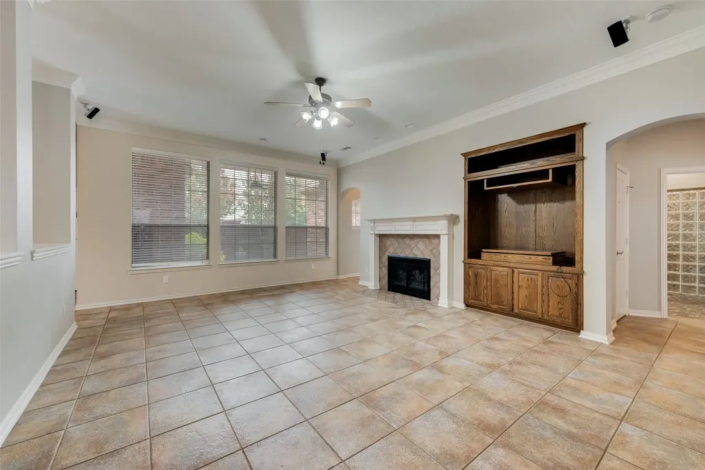 4000 Hearthlight Court Plano TX 75024