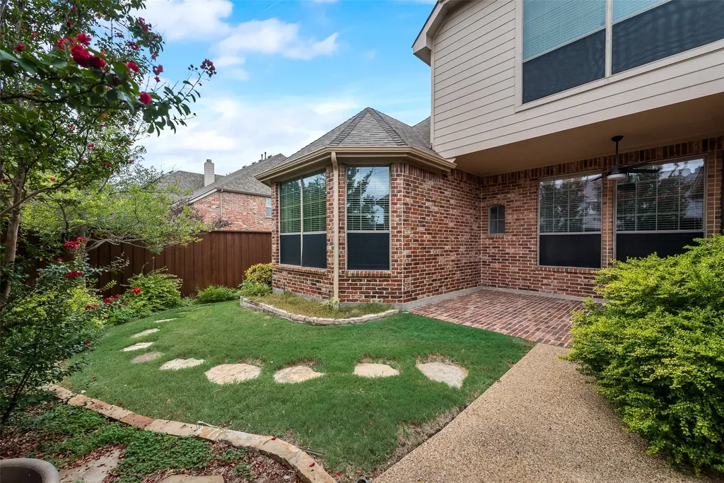 4000 Hearthlight Court Plano TX 75024