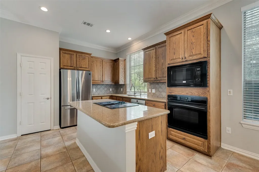 4000 Hearthlight Court Plano TX 75024