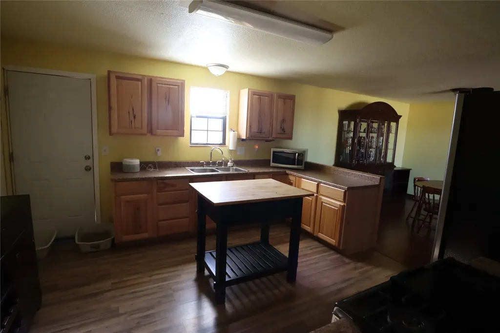 225 County Road 472 Ranger TX 76470