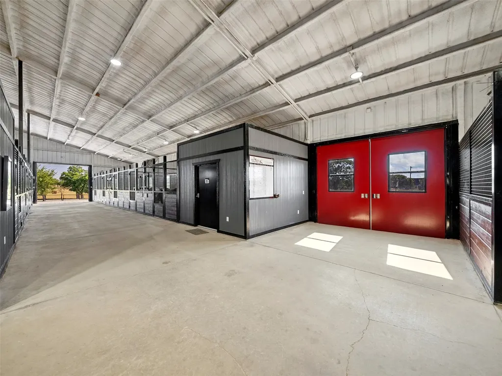 4100 Dr. Griffin Road Cross Roads TX 76227