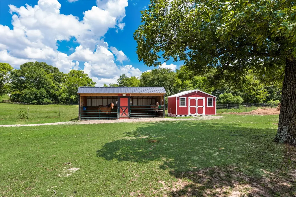 669 Vz County Road 2316 Canton TX 75103