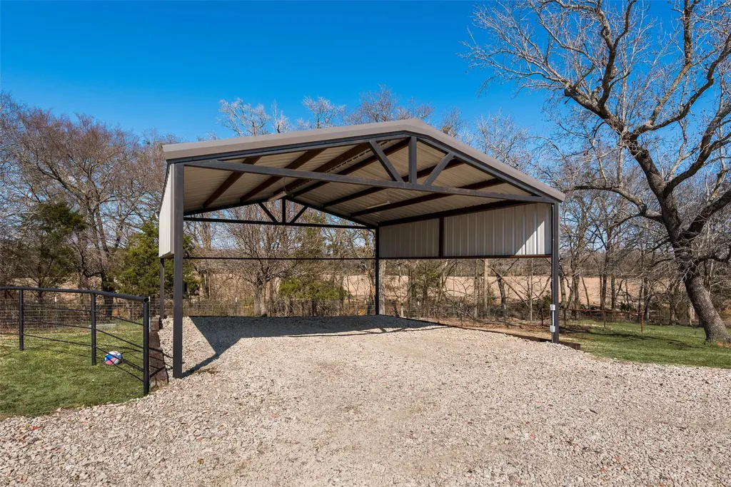 669 Vz County Road 2316 Canton TX 75103