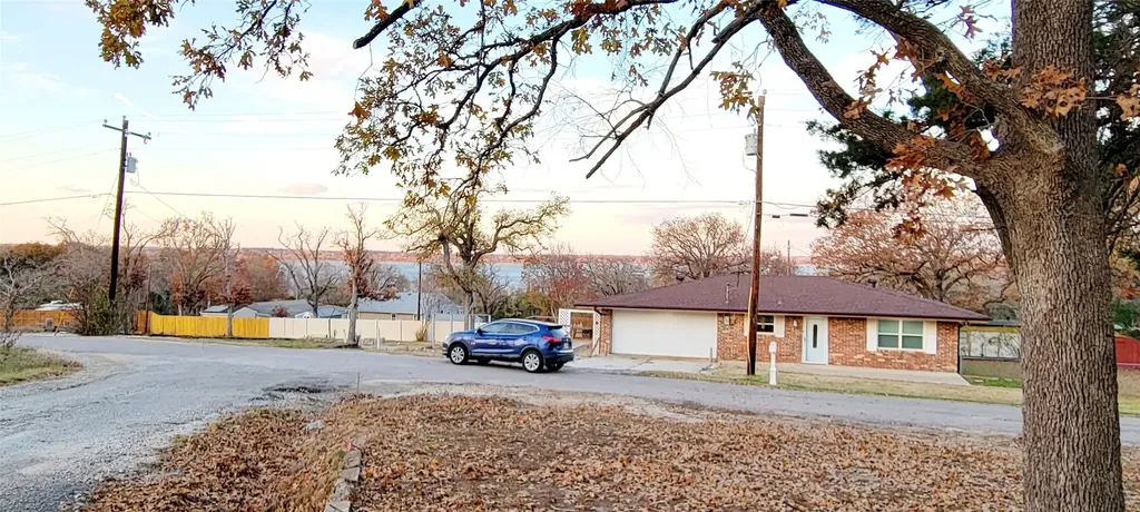 1963 Hillcrest Circle Gordonville TX 76245