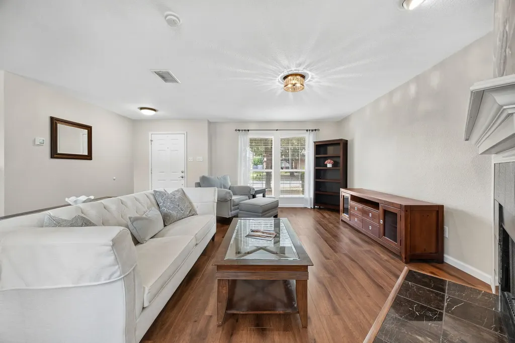 3612 Truman Street Mckinney TX 75071