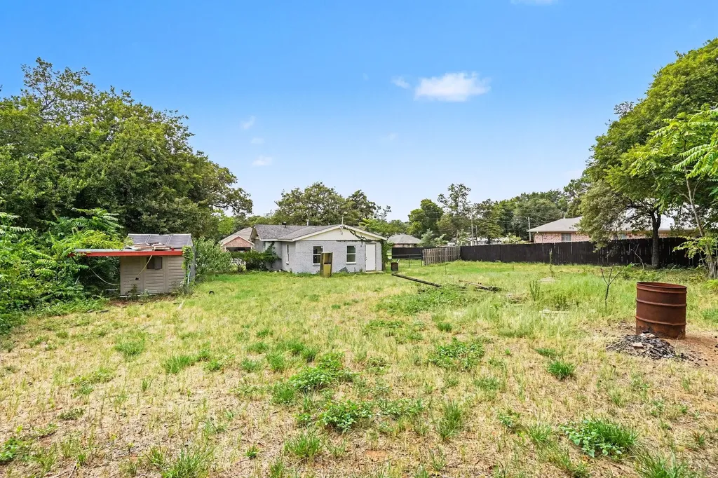 6337 Renwood Drive Fort Worth TX 76140