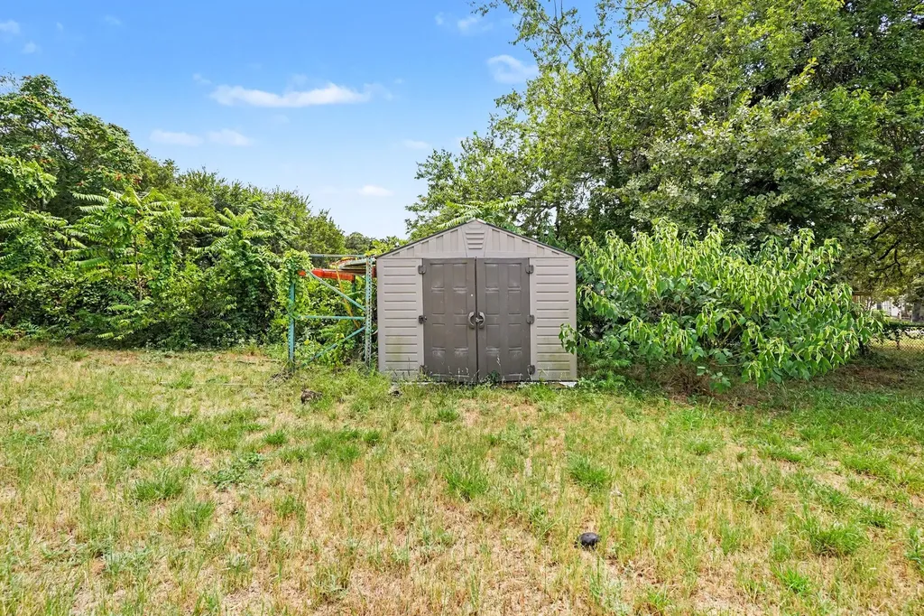 6337 Renwood Drive Fort Worth TX 76140