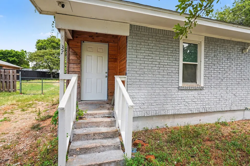 6337 Renwood Drive Fort Worth TX 76140