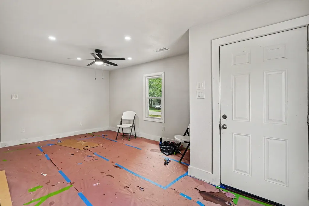 6337 Renwood Drive Fort Worth TX 76140