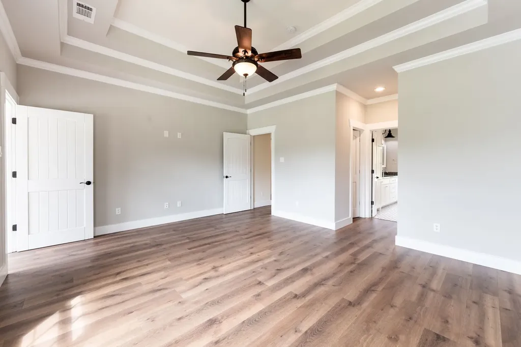 38 Jubilee Farm Road Bells TX 75414
