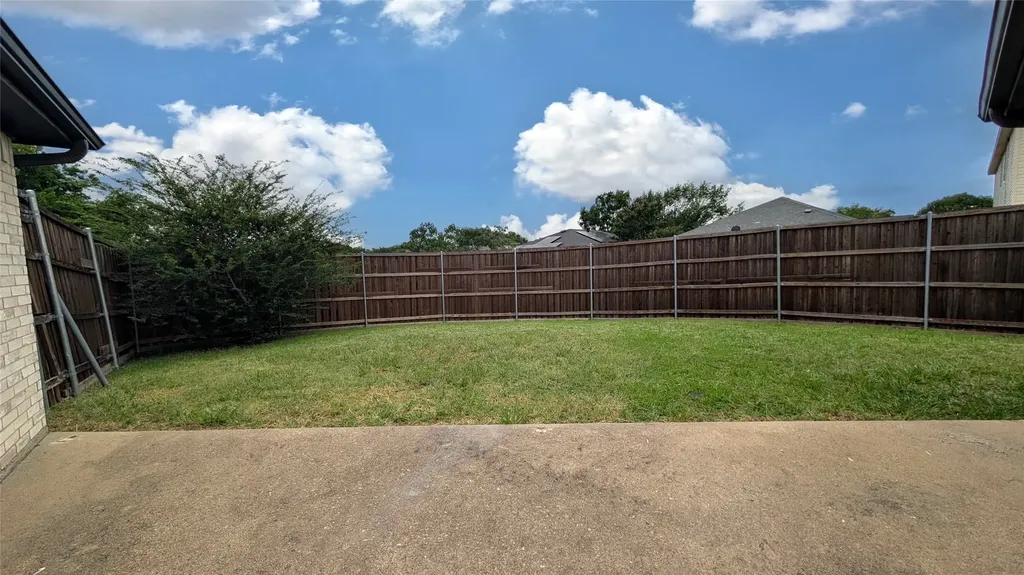 1524 Allen Drive Mesquite TX 75149
