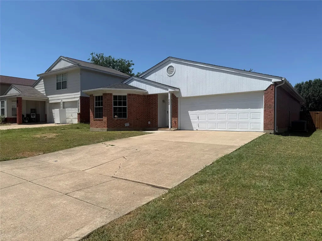 422 Blueberry Hill Lane Mansfield TX 76063