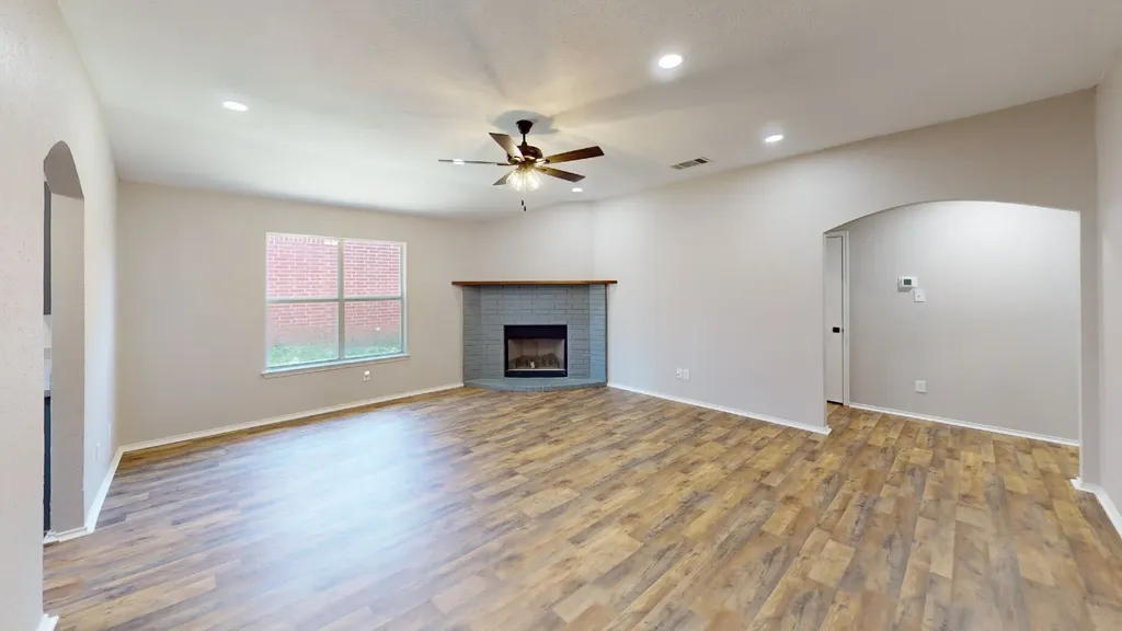 422 Blueberry Hill Lane Mansfield TX 76063