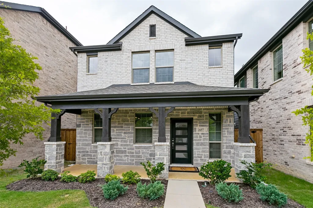 2657 Amistad Ln Lane Corinth TX 76210