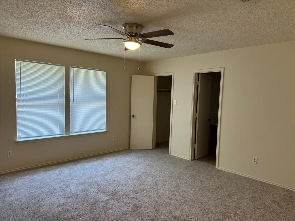 1008 Irene Street Burleson TX 76028