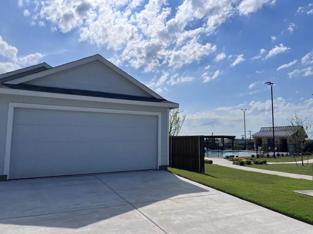 3927 Ontario Way Sherman TX 75090