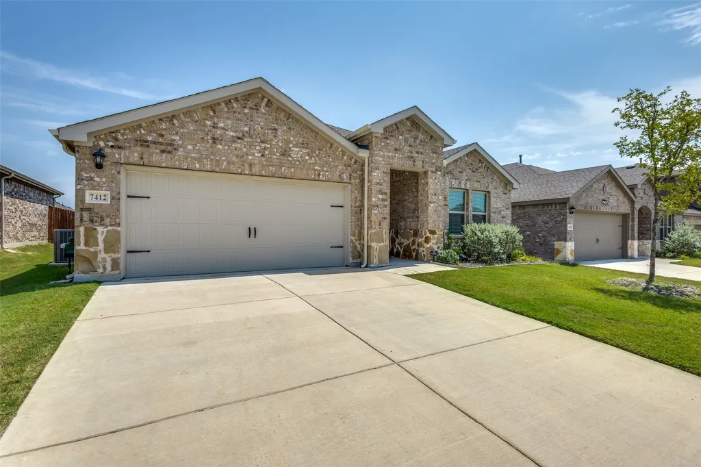 7412 Raynor Place Mckinney TX 75071