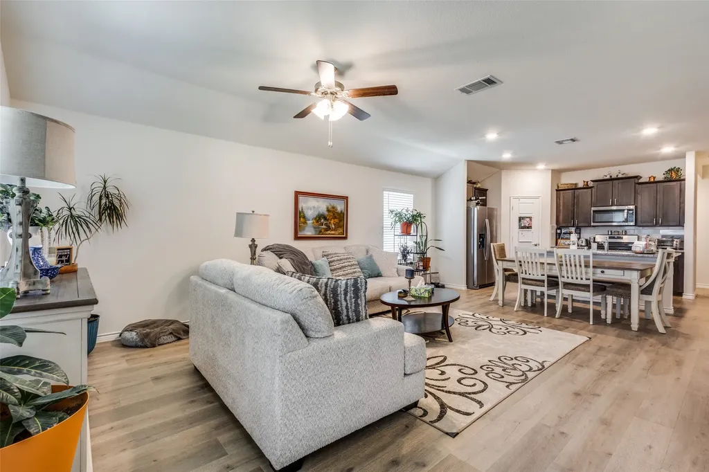 7412 Raynor Place Mckinney TX 75071