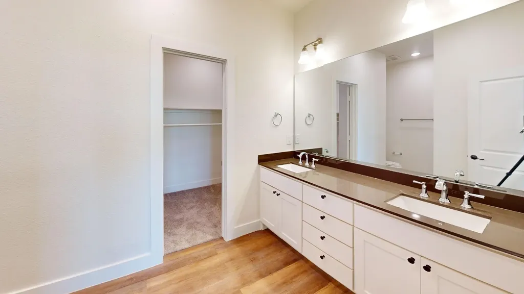 237 Mule Deer Mews Frisco TX 75068
