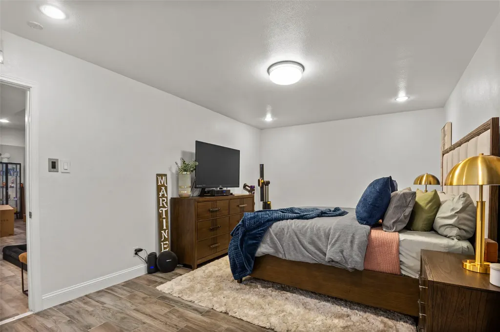 3116 Mahanna Street Dallas TX 75235