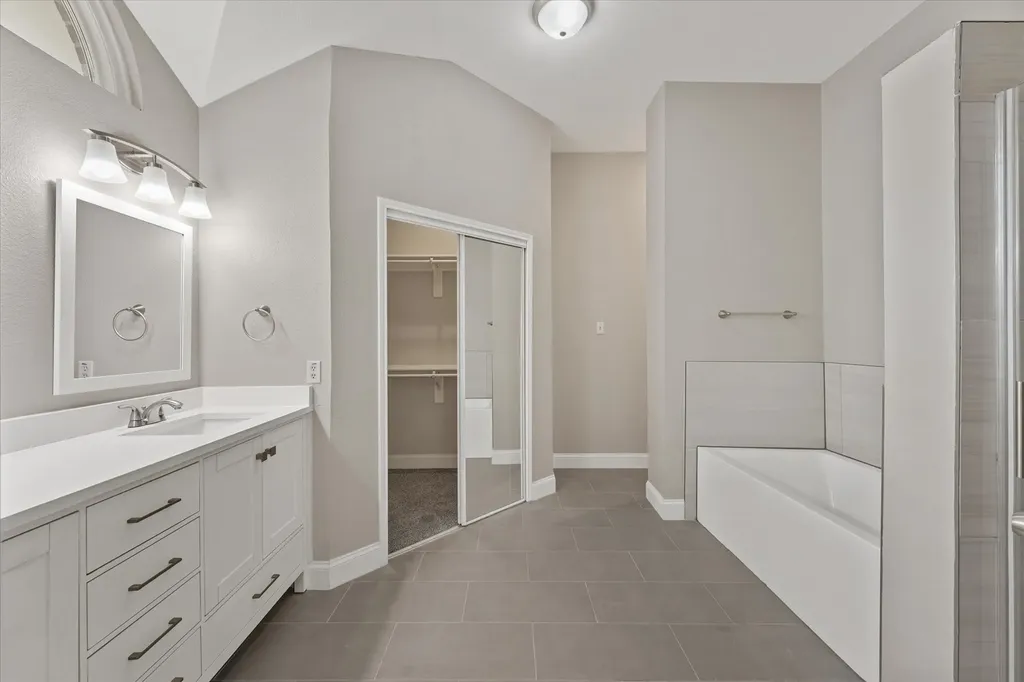 670 Honeysuckle Lane Cedar Hill TX 75104