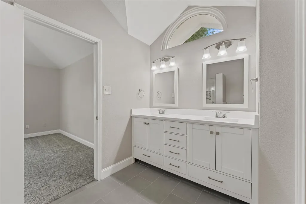 670 Honeysuckle Lane Cedar Hill TX 75104