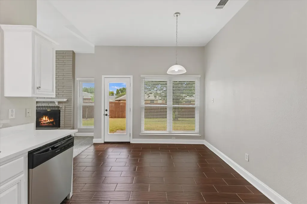 670 Honeysuckle Lane Cedar Hill TX 75104
