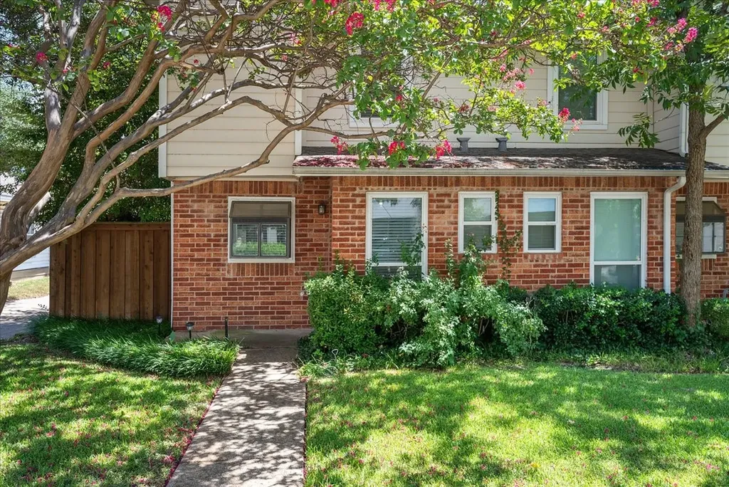 5505 Live Oak Street Dallas TX 75206