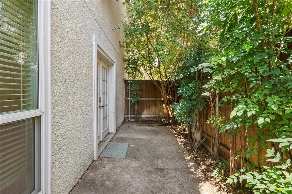 5505 Live Oak Street Dallas TX 75206